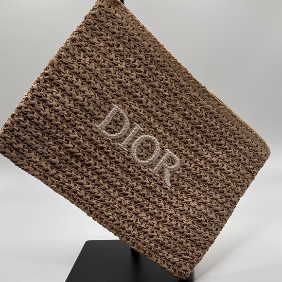 Dior Gift with purchase Textured Brown Clutch - Picture 2 of 8